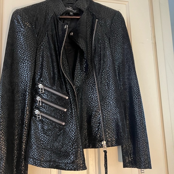 Zipper Reptile print Jacket - Picture 2 of 9